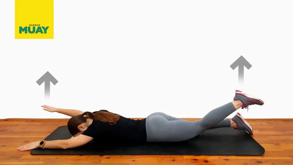 Plivač na trbuhu: ojačajte leđa i povećajte pokretljivost